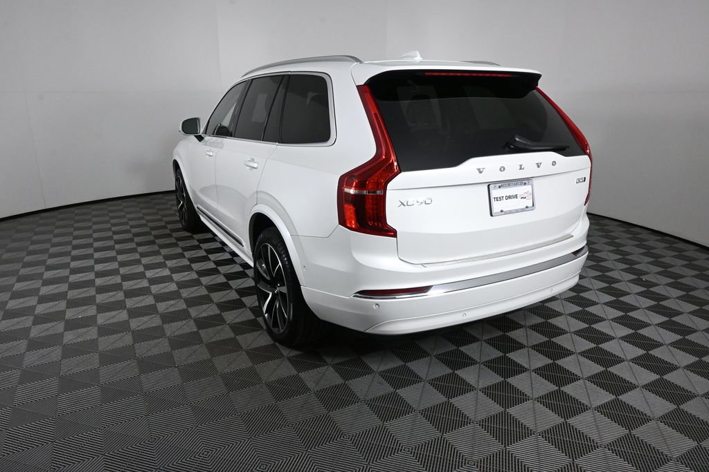 Used 2025 Volvo XC90 B5 Plus w/ Protection Package Premier AWD/4WD image 4