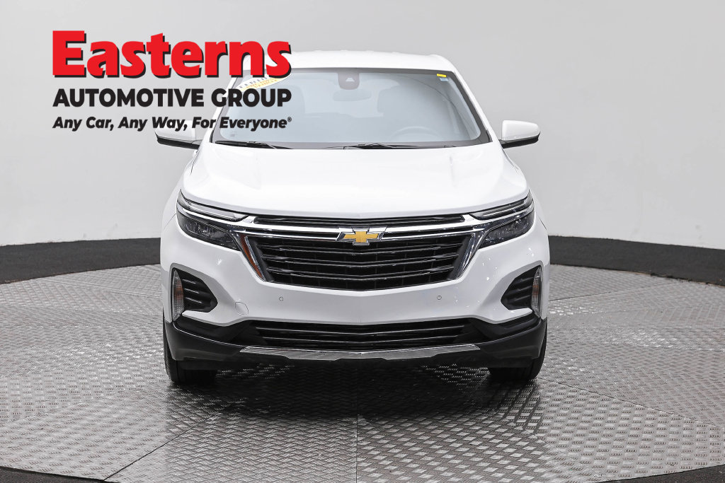Used 2024 Chevrolet Equinox LT FWD image 3