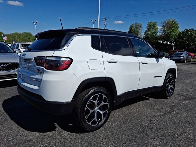 Certified 2024 Jeep Compass Limited AWD/4WD image 8