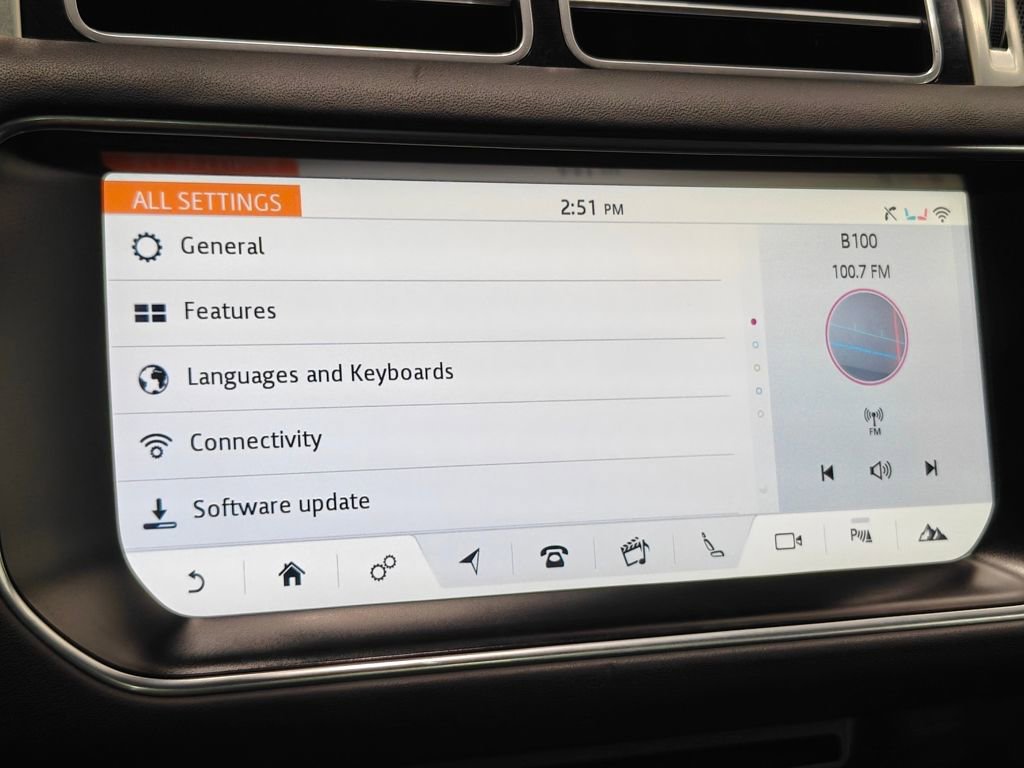 Used 2017 Land Rover Range Rover Supercharged image 58