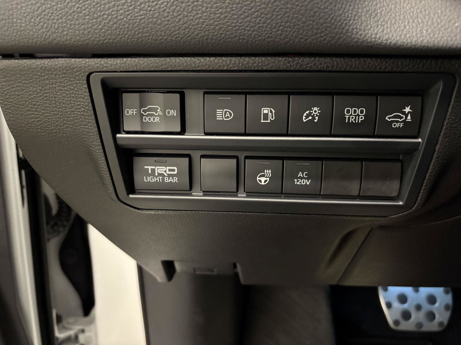 Used 2026 Toyota Sequoia TRD Pro AWD/4WD image 17