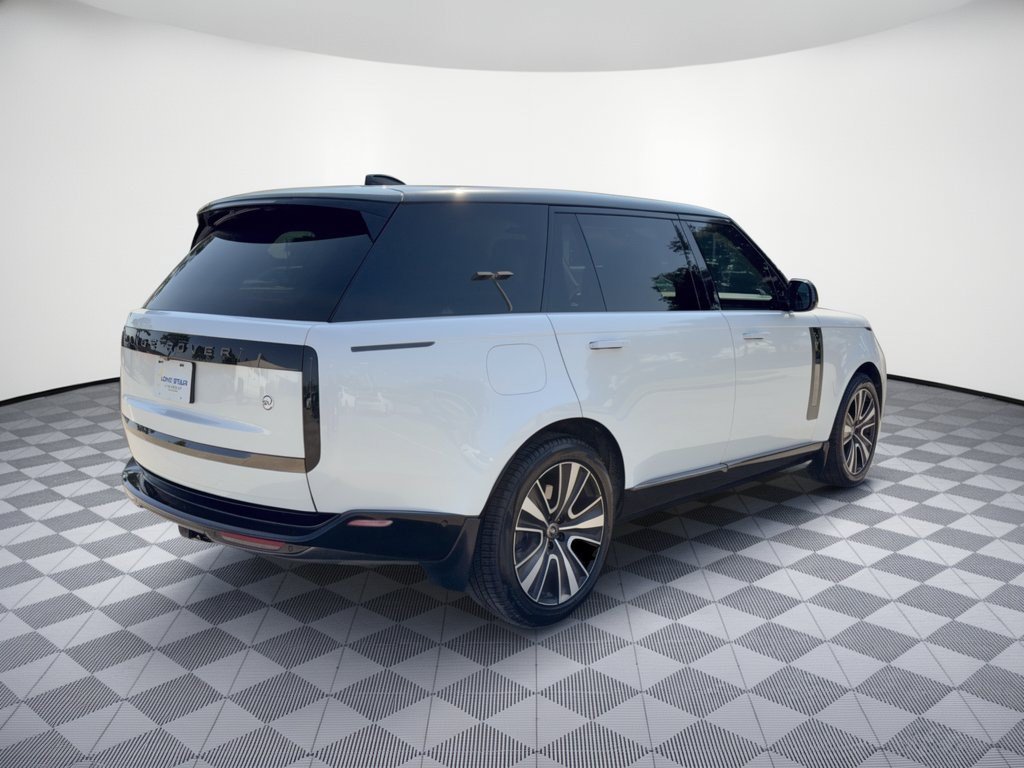 Used 2023 Land Rover Range Rover SV AWD/4WD image 9