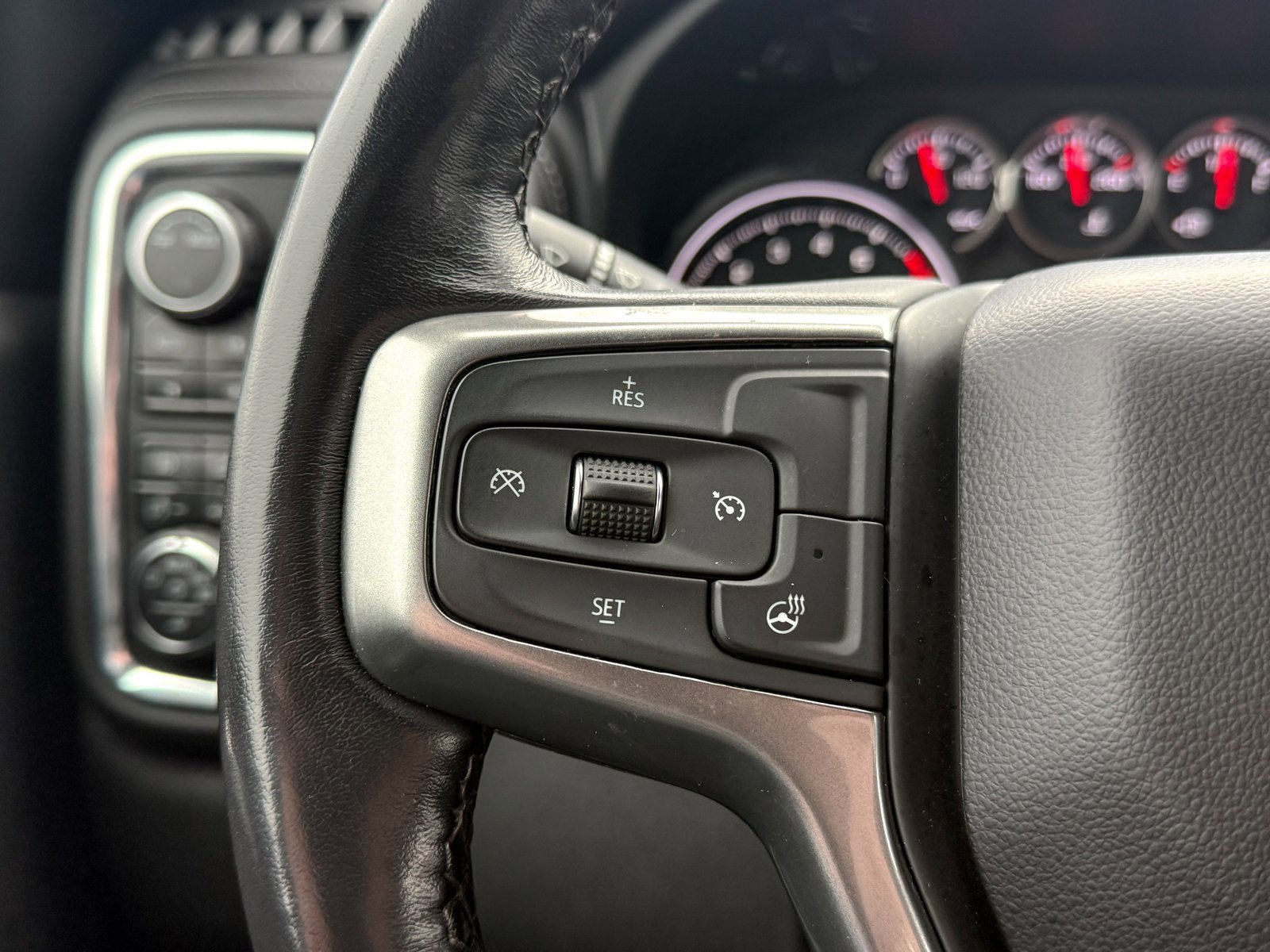 Certified 2021 Chevrolet Silverado 1500 LTZ image 42