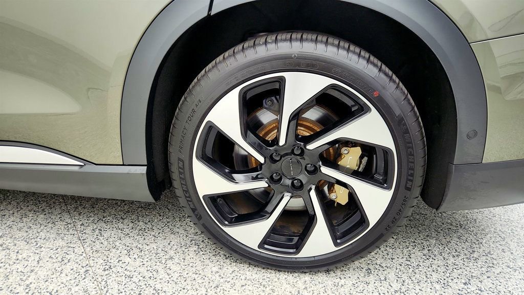 Used 2026 Lucid Gravity Grand Touring image 9