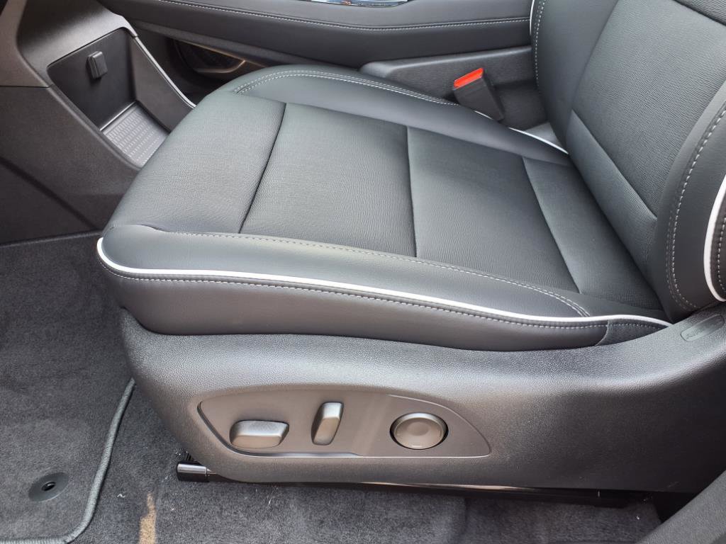 New 2025 Buick Enclave Preferred w/ Power Package image 16