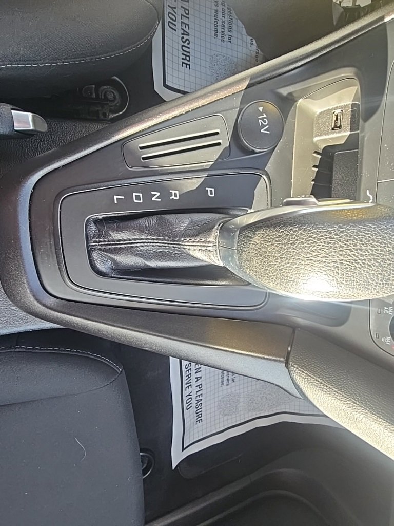 Used 2018 Ford Focus SE image 16