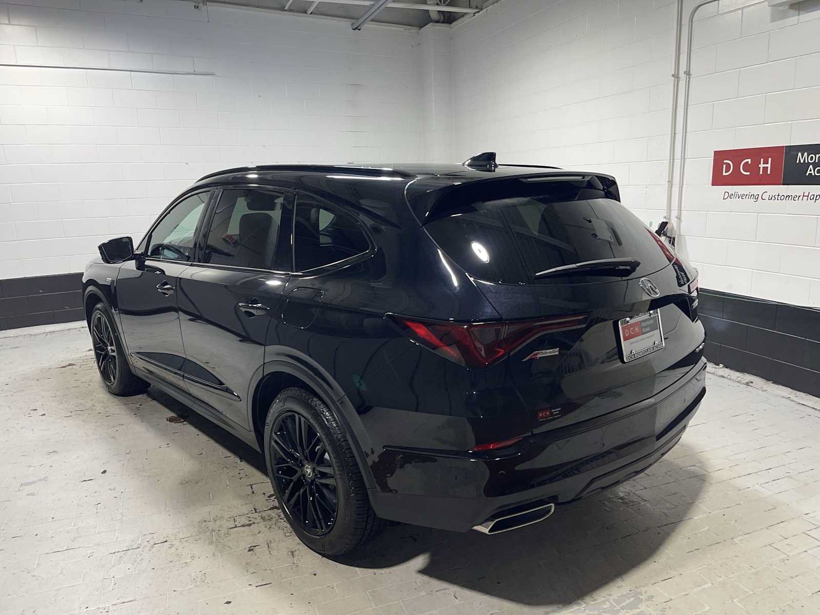 Certified 2026 Acura MDX A-Spec w/ Advance Package AWD/4WD image 4