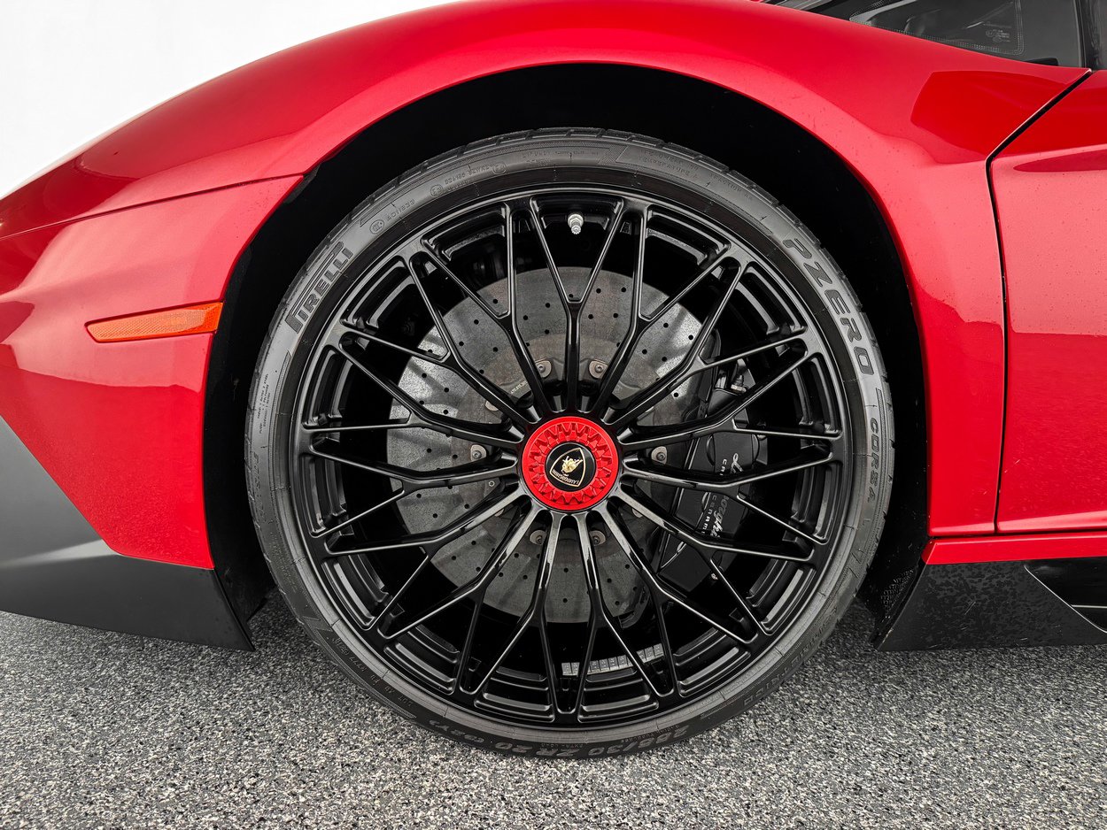 Used 2016 Lamborghini Aventador LP 750-4 Superveloce image 26