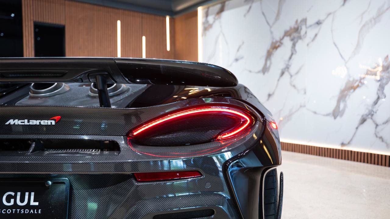 Used 2019 McLaren 600LT RWD image 37