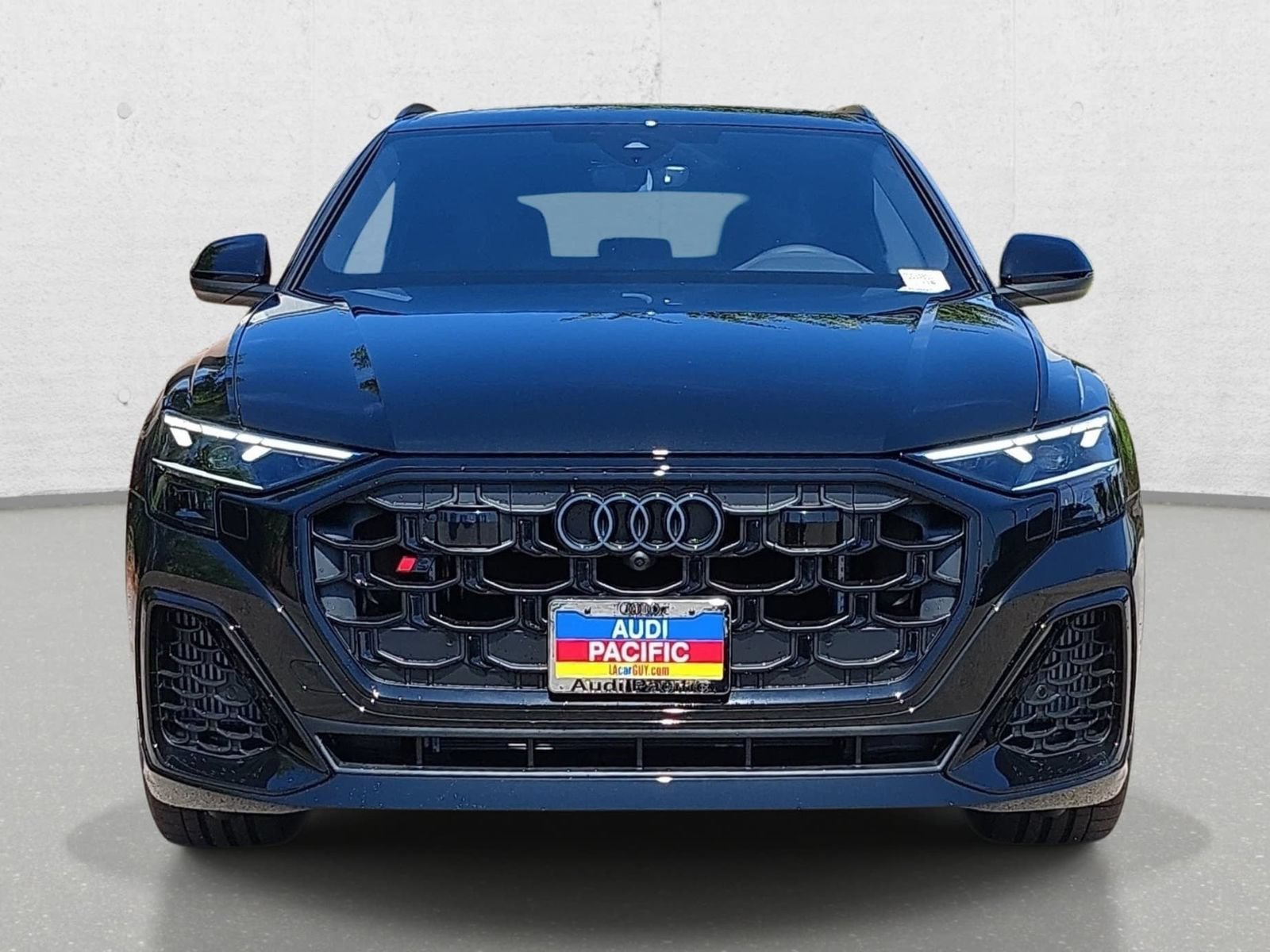 New 2026 Audi SQ8 Premium Plus AWD/4WD image 2
