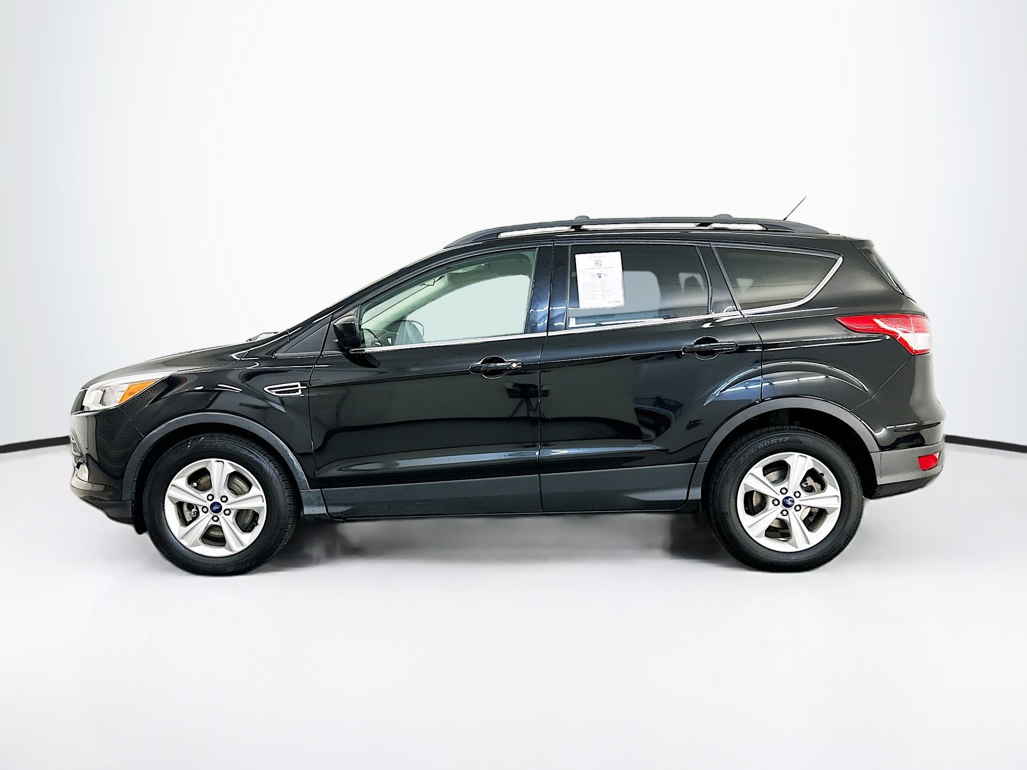 Used 2016 Ford Escape SE w/ Equipment Group 201A AWD/4WD image 4