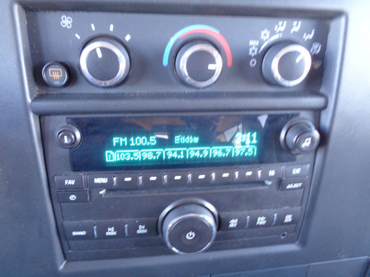 Used 2016 GMC Savana 3500 LT w/ LT Preferred Equipment Group image 19