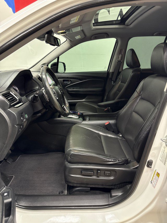 Used 2020 Honda Ridgeline RTL-E image 32