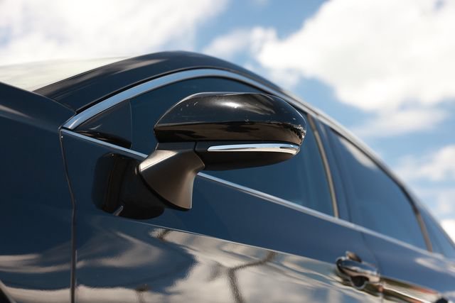 Used 2019 Toyota Avalon Touring FWD image 38