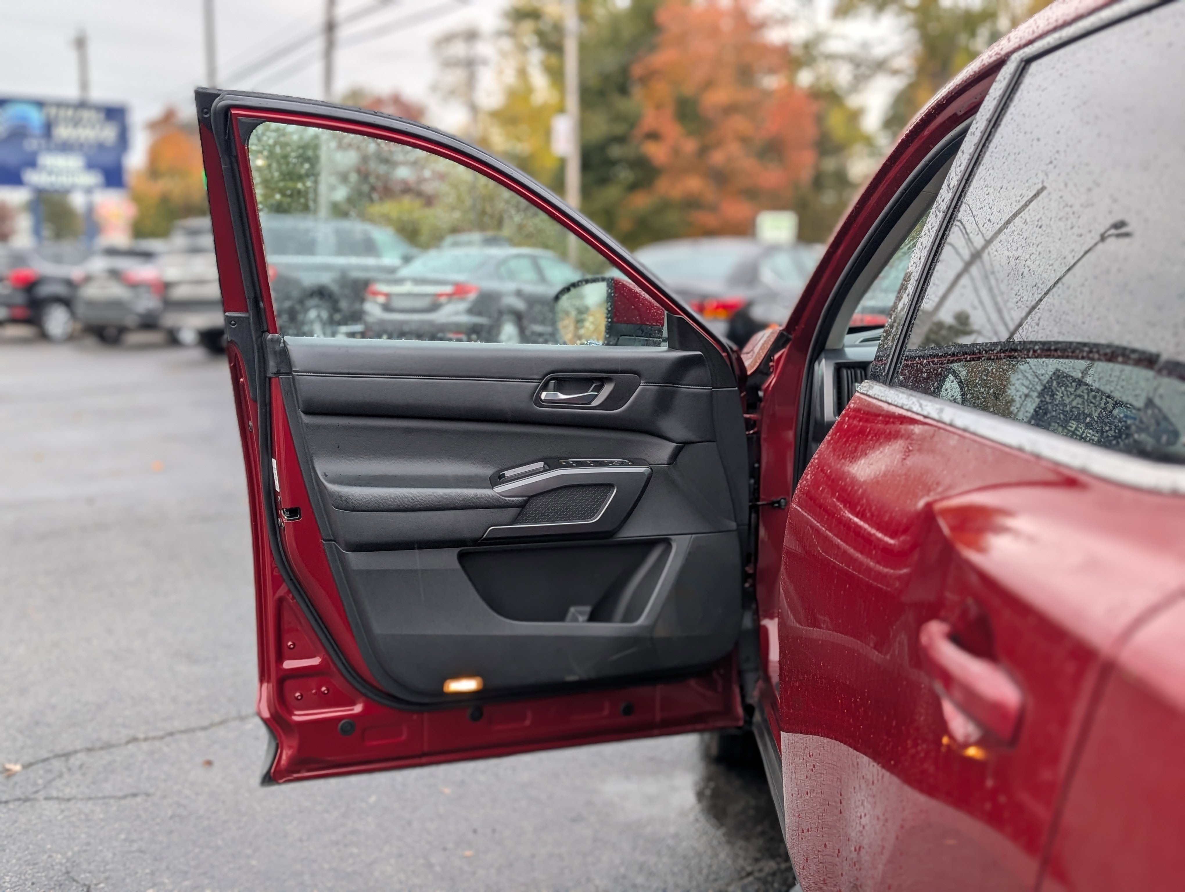 Used 2022 Nissan Pathfinder SL image 29