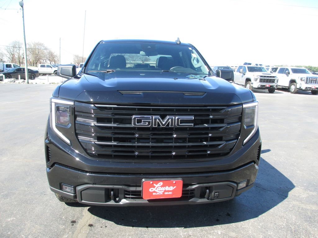 Used 2023 GMC Sierra 1500 Elevation w/ LPO, Elevation Black Package image 13