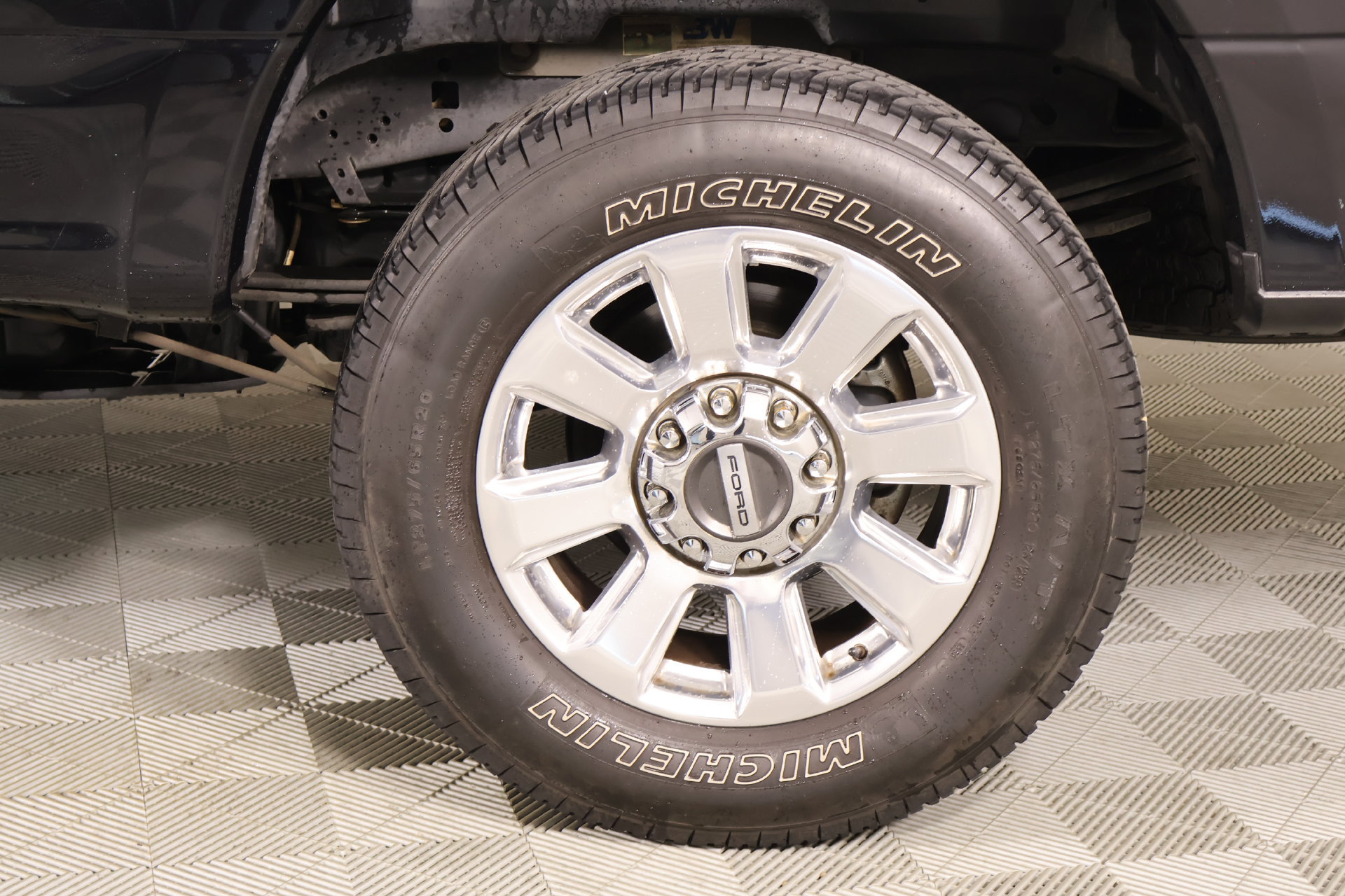 Used 2020 Ford F250 Platinum w/ FX4 Off-Road Package AWD/4WD image 20