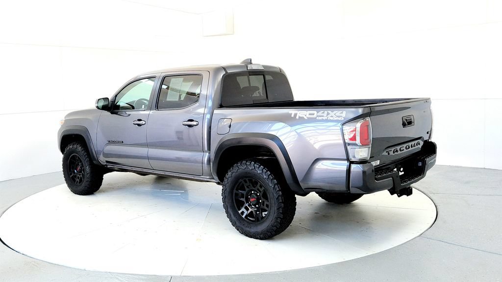 Used 2021 Toyota Tacoma TRD Off-Road w/ Technology Package AWD/4WD image 4