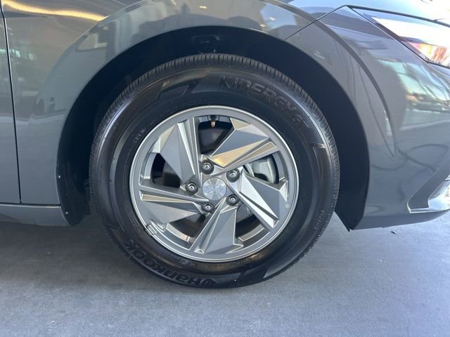 Certified 2026 Hyundai Elantra SE image 37