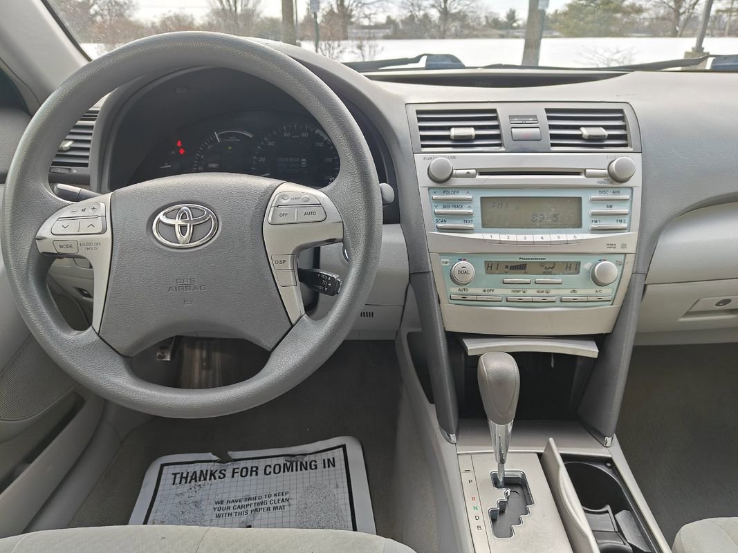 Used 2009 Toyota Camry Hybrid FWD image 17