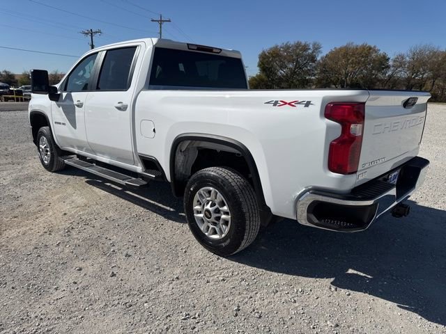 Used 2024 Chevrolet Silverado 2500 LT image 4