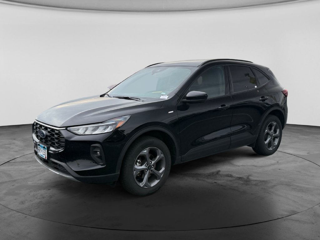 Used 2025 Ford Escape ST-Line Select AWD/4WD image 4