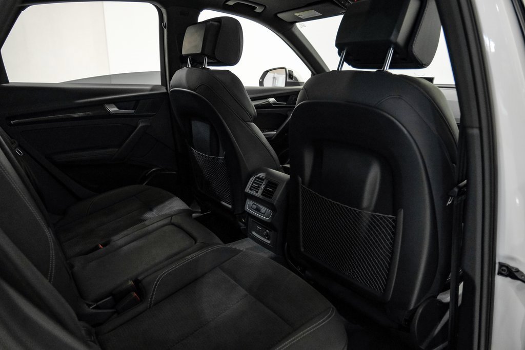 Used 2022 Audi SQ5 Premium Plus w/ Premium Plus Package image 32
