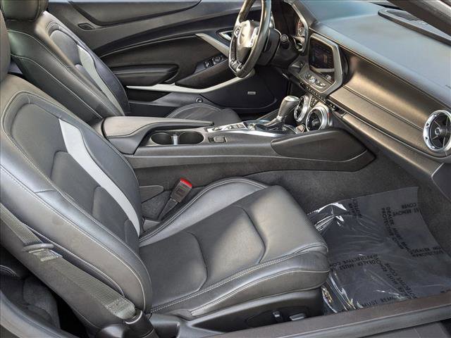 Used 2023 Chevrolet Camaro LT w/ Technology Package image 20