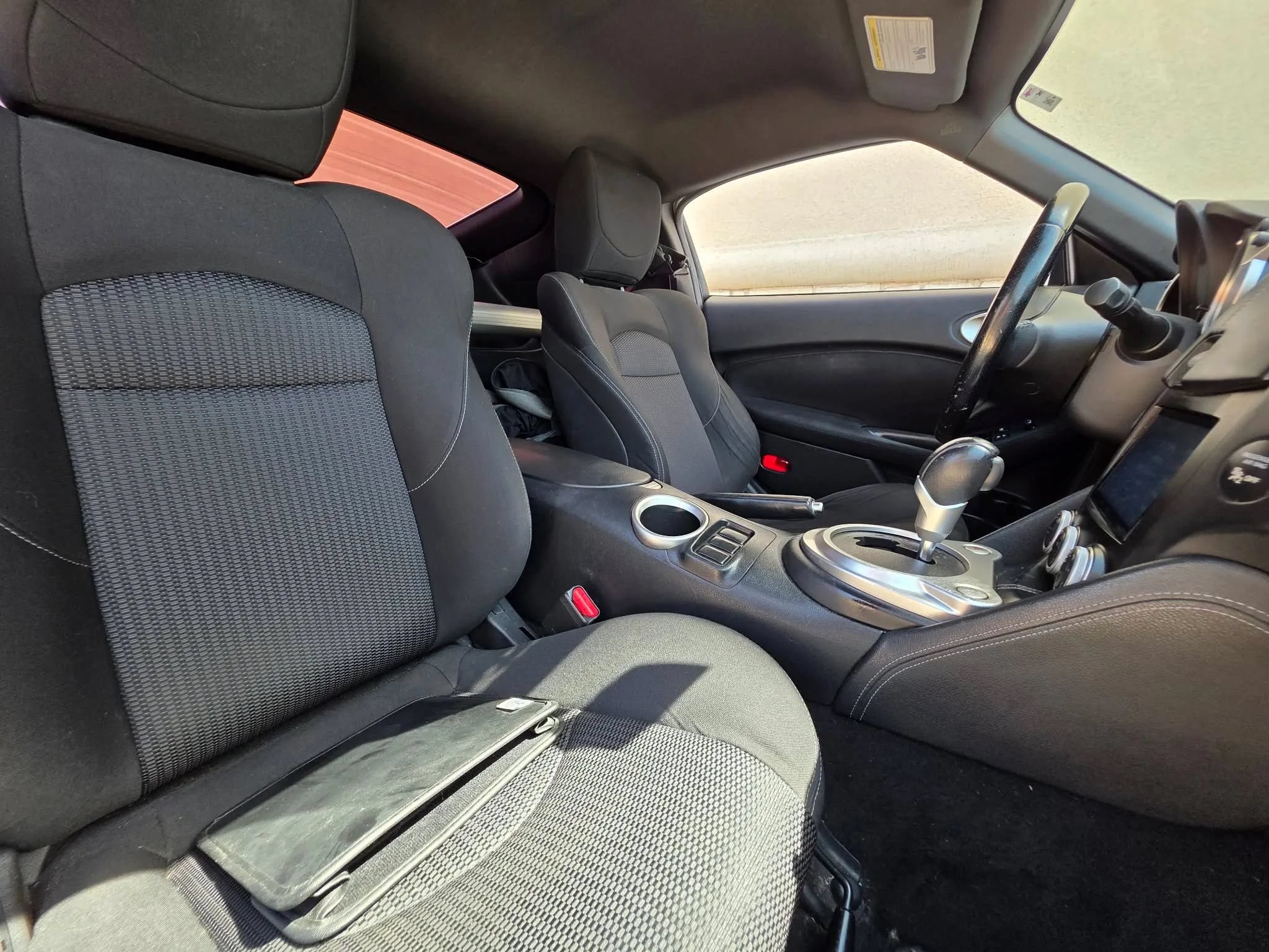 Used 2015 Nissan 370Z Coupe RWD image 12