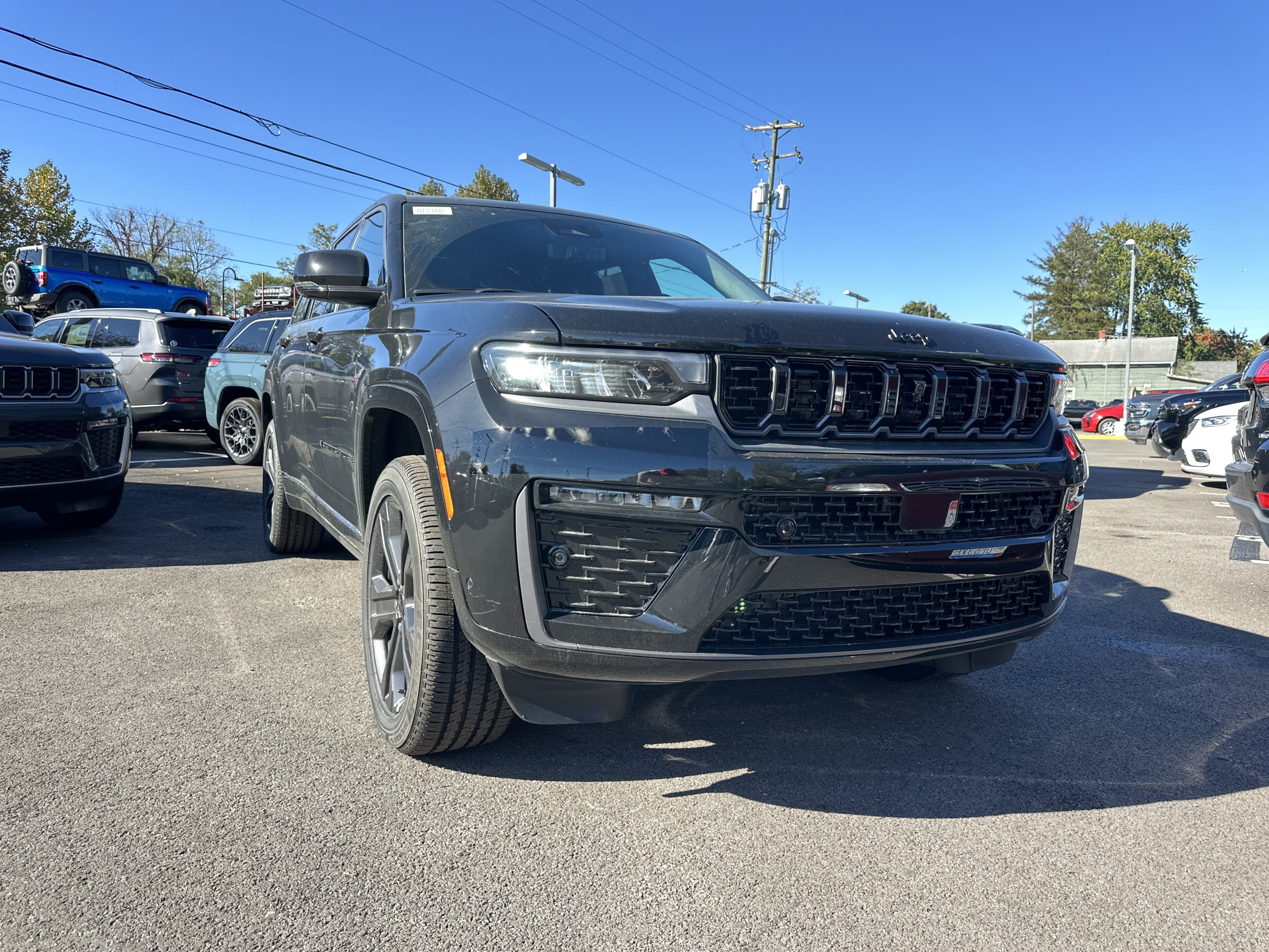 New 2027 Jeep Grand Cherokee L Limited AWD/4WD image 19