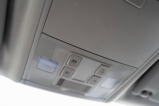 Used 2022 Volkswagen Taos SE image 37