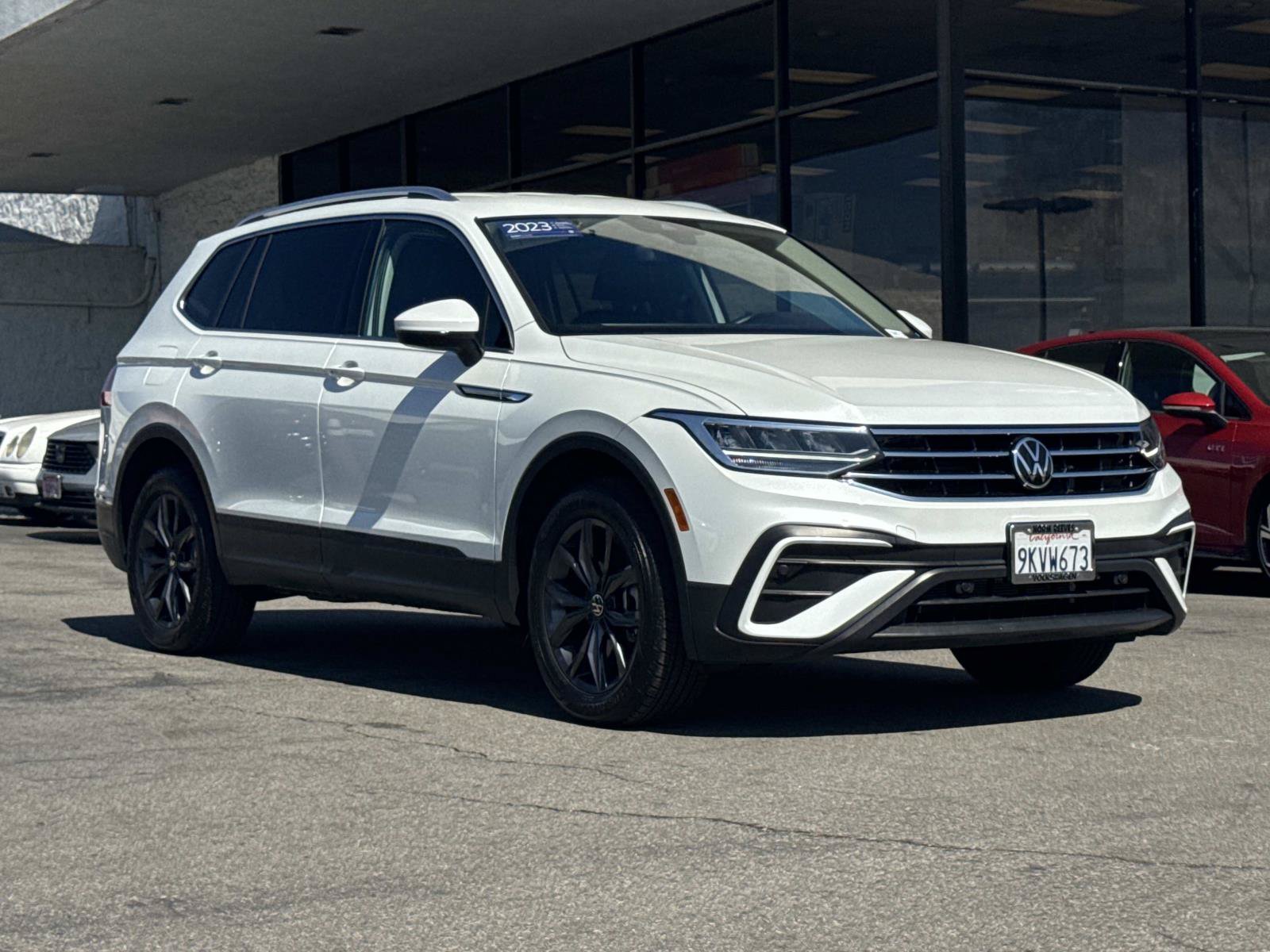 Certified 2023 Volkswagen Tiguan SE FWD image 7