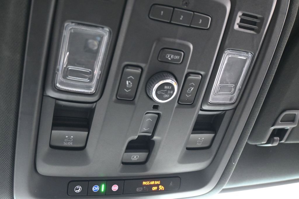 Used 2023 Chevrolet Tahoe LT w/ LT Signature Plus Package RWD image 31