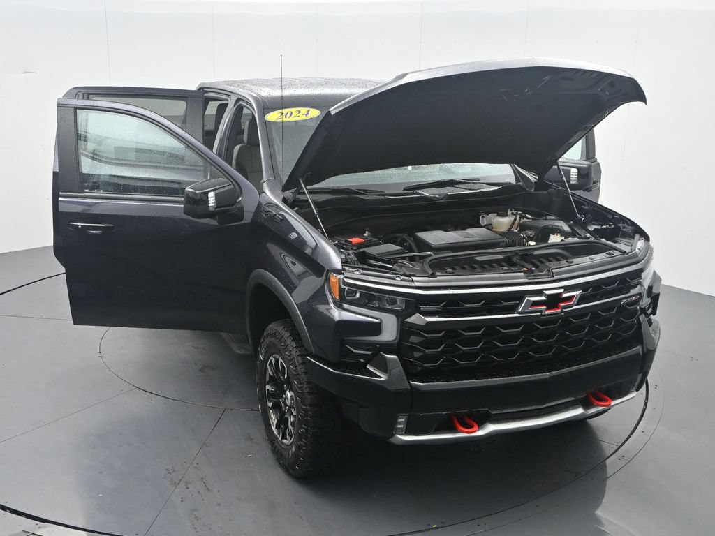 Used 2024 Chevrolet Silverado 1500 ZR2 w/ Technology Package AWD/4WD image 46