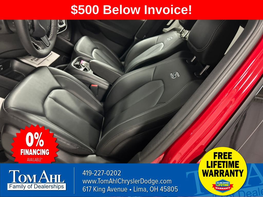 New 2026 Chrysler Pacifica Select image 10