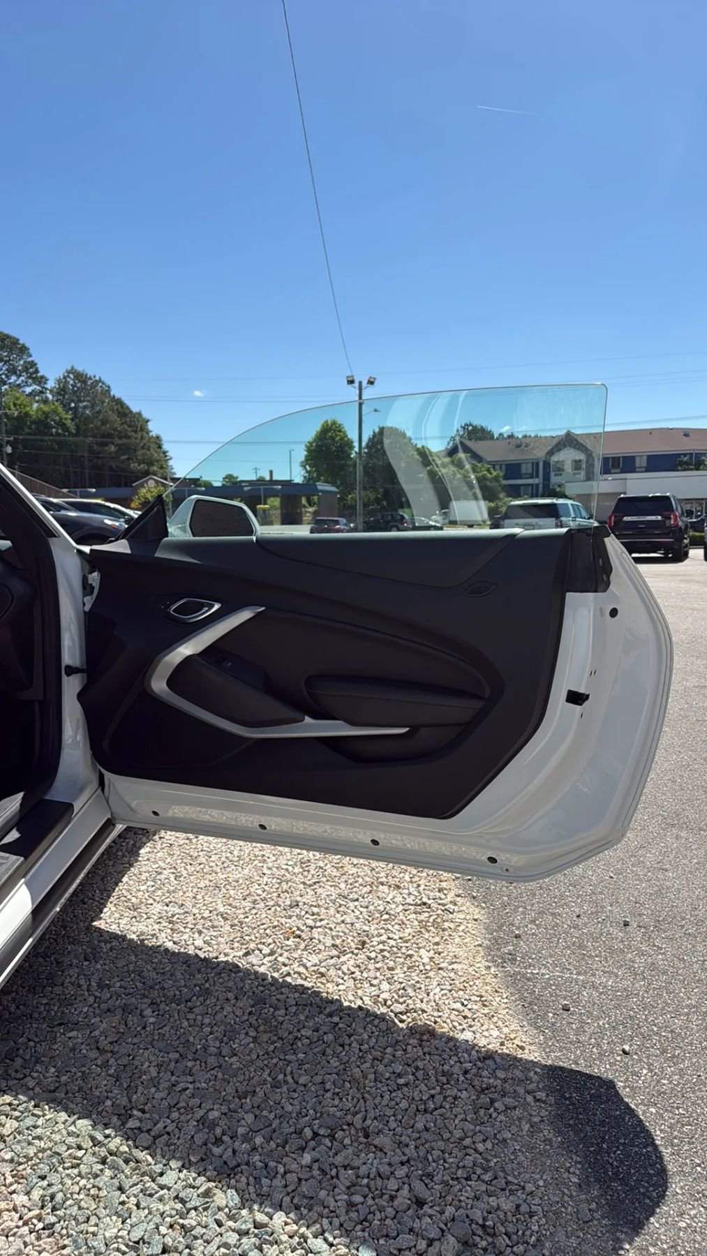 Used 2017 Chevrolet Camaro LT RWD image 12
