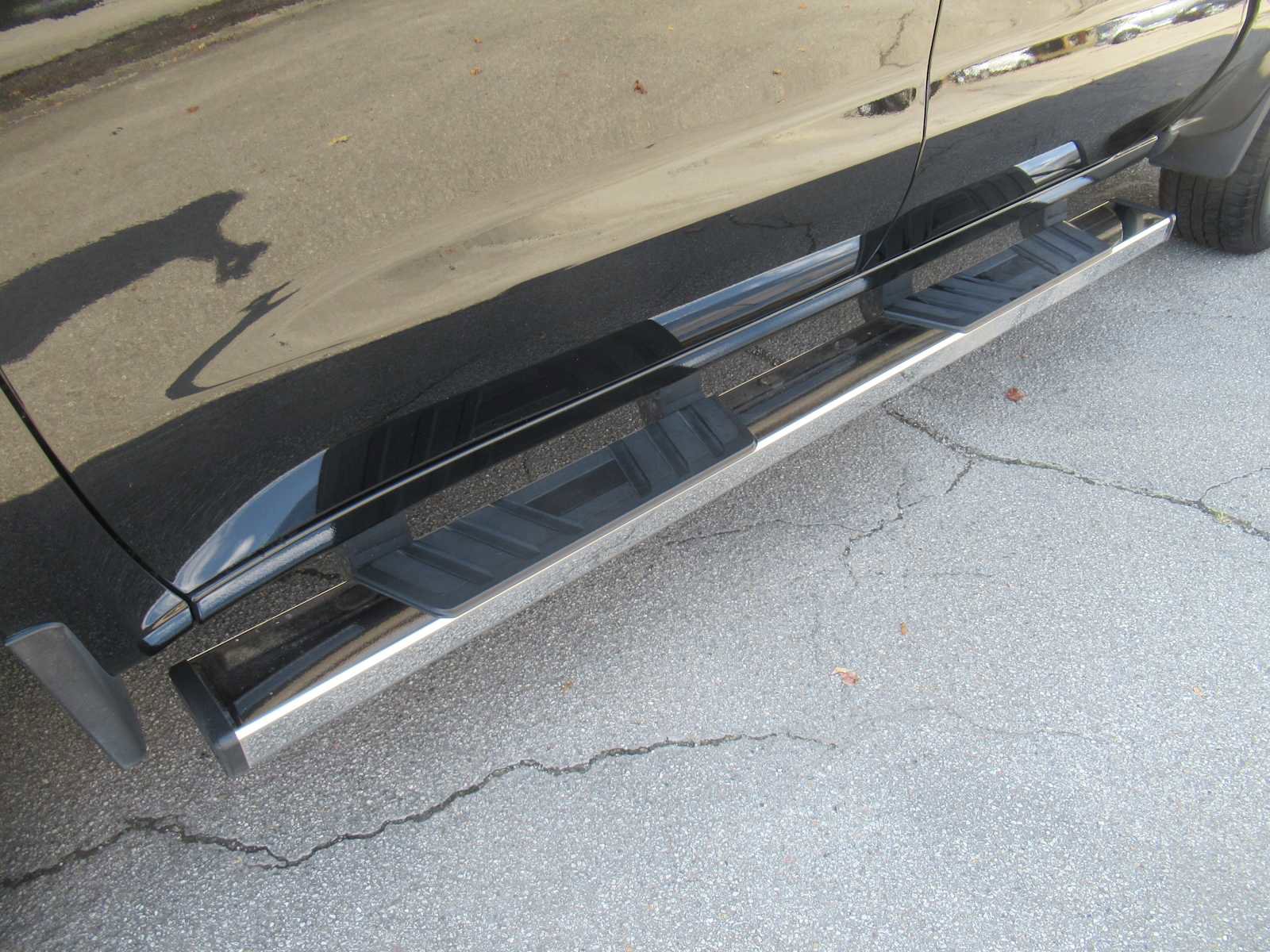 Used 2021 Chevrolet Silverado 1500 LTZ w/ LTZ Premium Package image 3