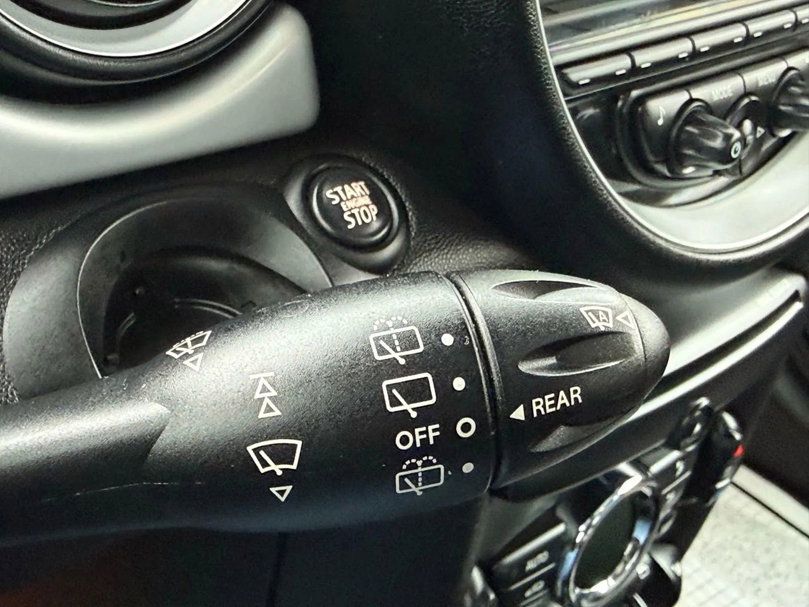 Used 2013 MINI Cooper Clubman image 23