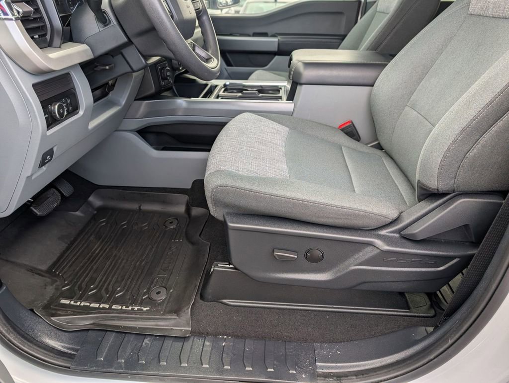 Certified 2025 Ford F350 XLT image 20