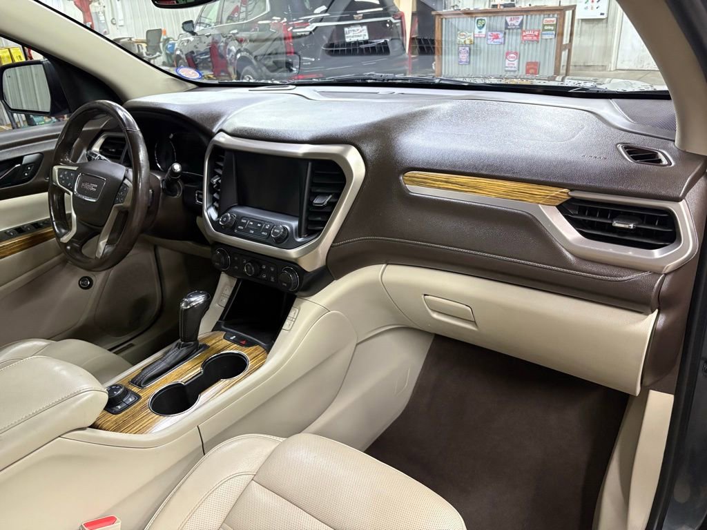Used 2019 GMC Acadia Denali w/ Technology Package image 19