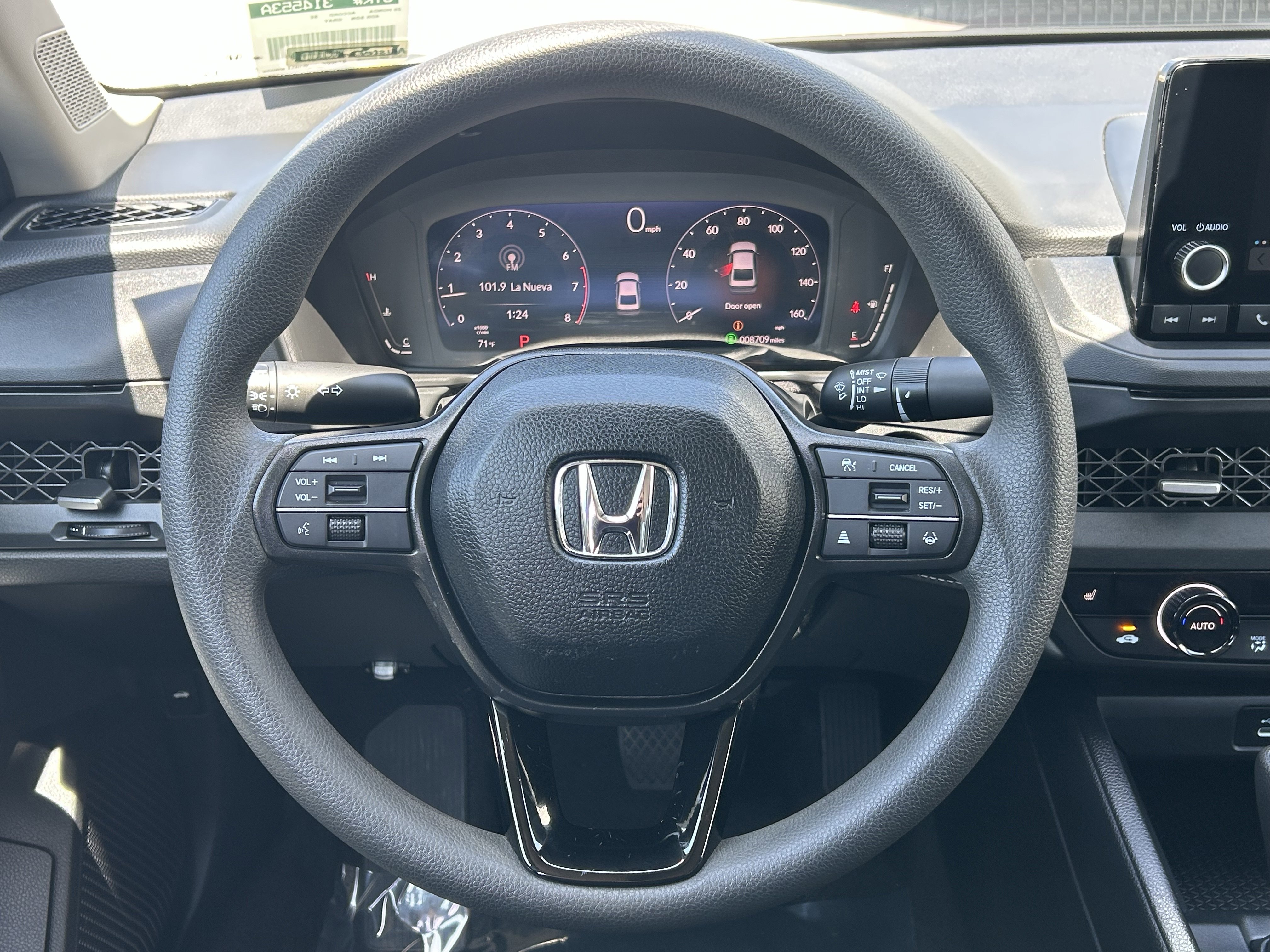 Certified 2025 Honda Accord SE image 19