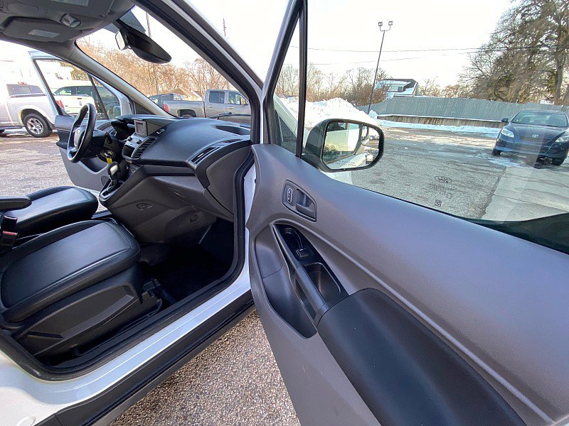 Used 2019 Ford Transit Connect XL image 20