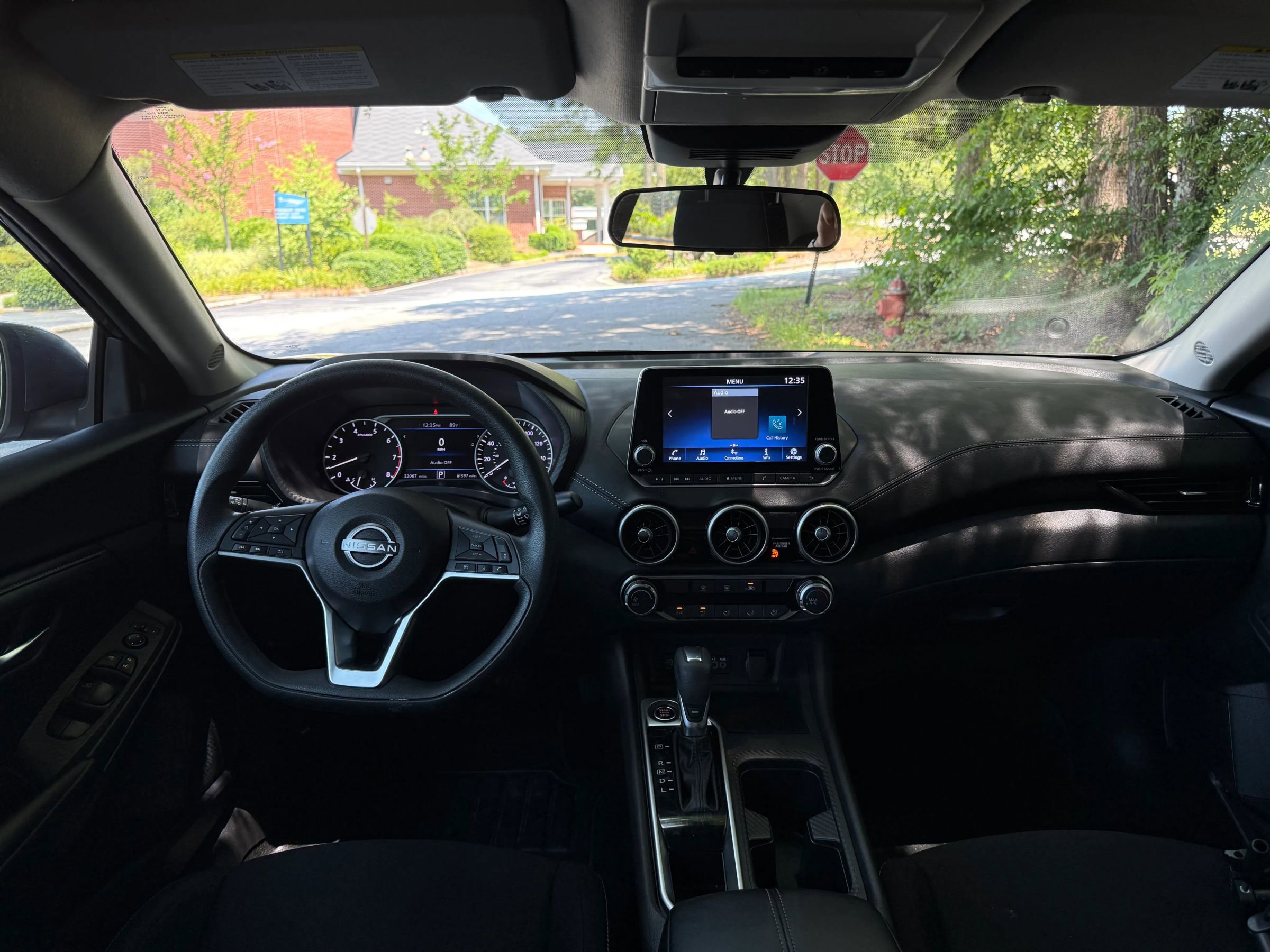 Used 2024 Nissan Sentra SV image 9