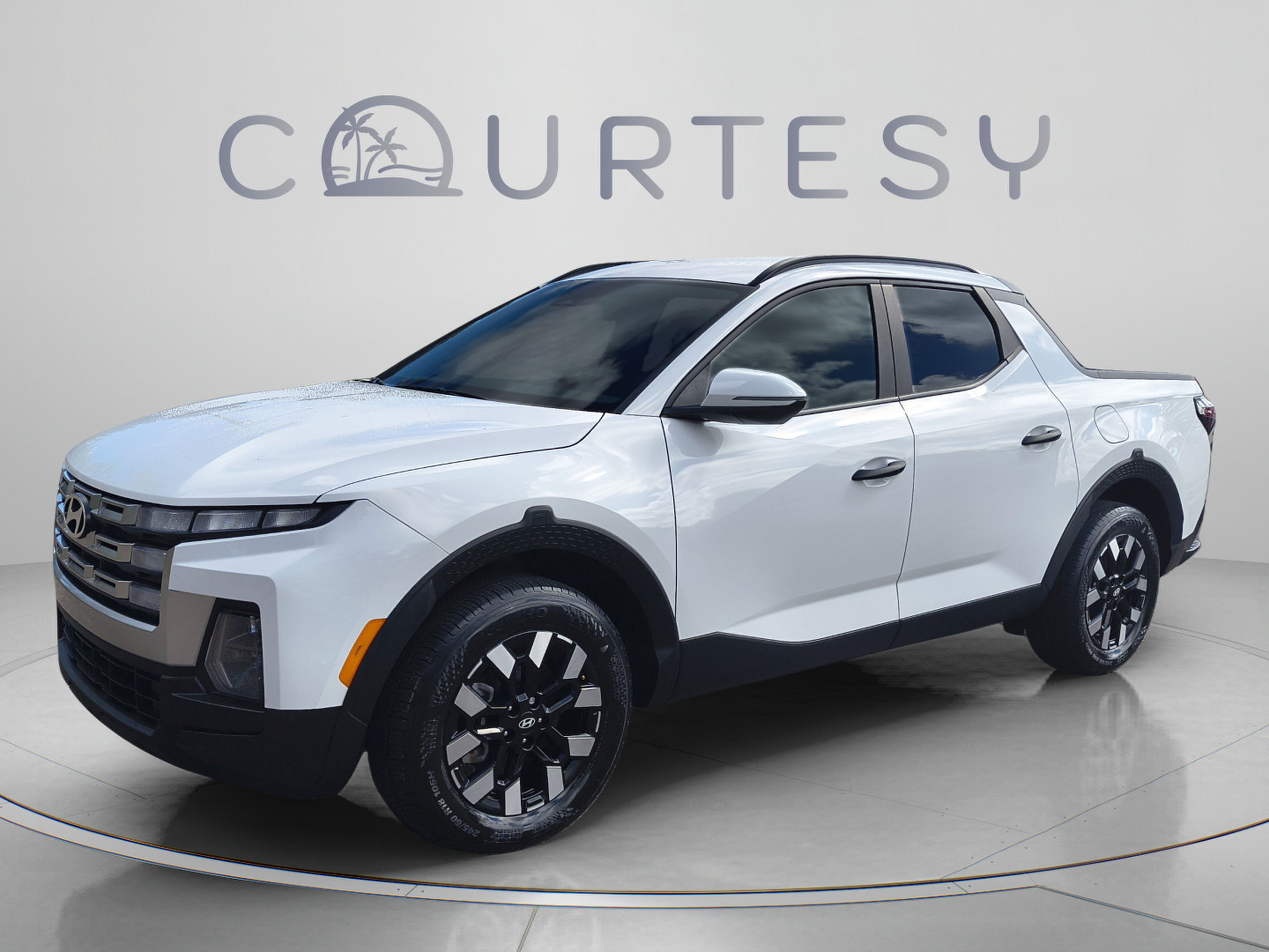 Certified 2025 Hyundai Santa Cruz SEL FWD image 1