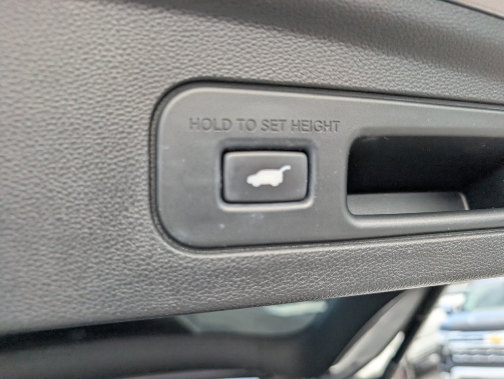 Used 2023 Acura MDX w/ Technology Package FWD image 15
