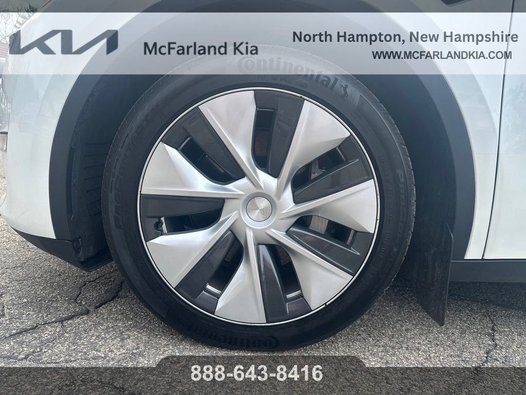 Used 2023 Tesla Model Y Long Range image 27