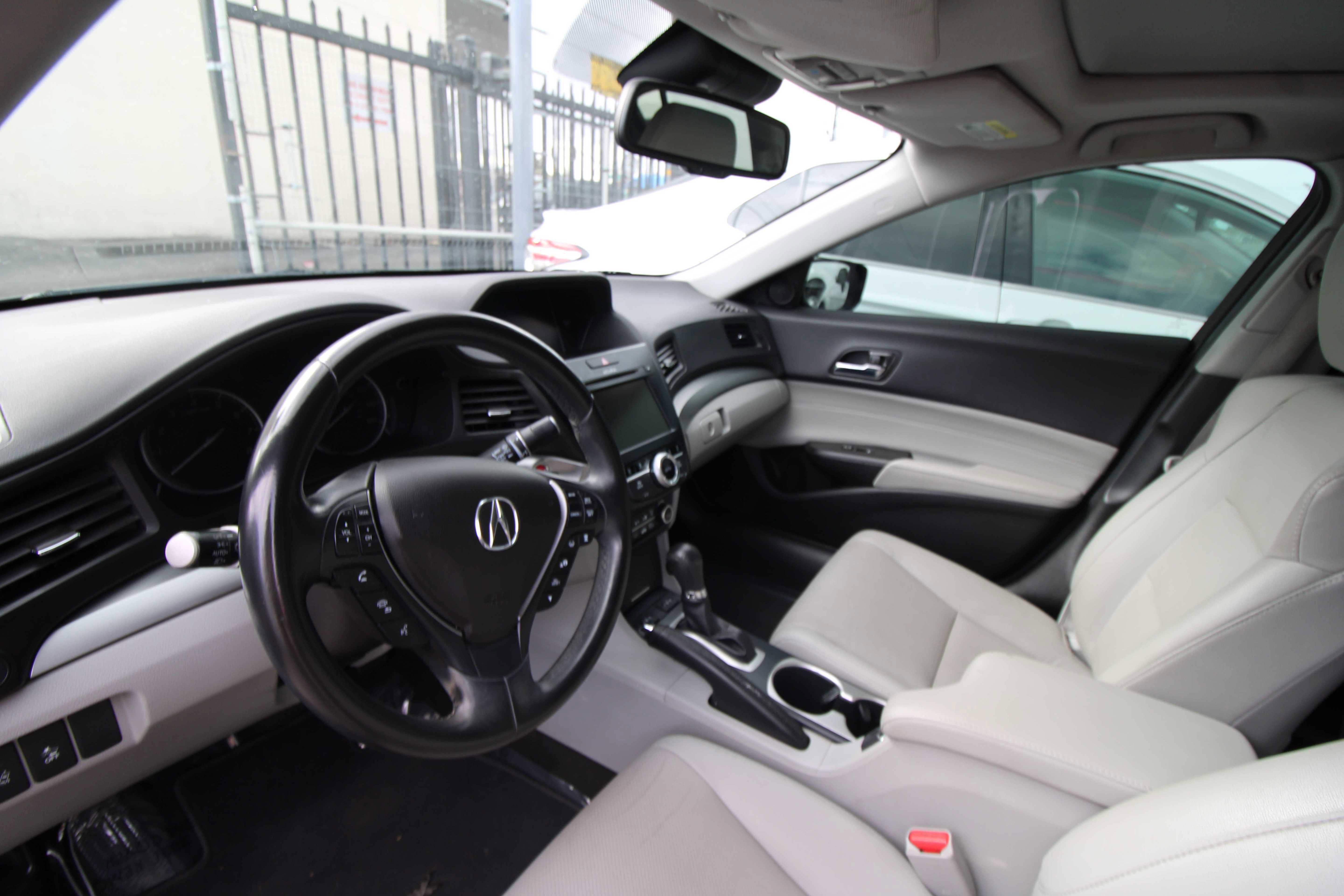 Used 2017 Acura ILX image 18