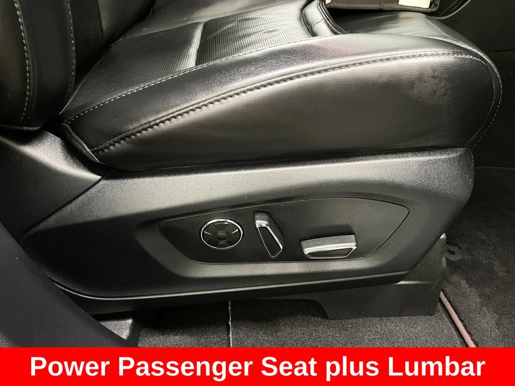 Used 2020 Ford Explorer Platinum w/ Premium Technology Package AWD/4WD image 13