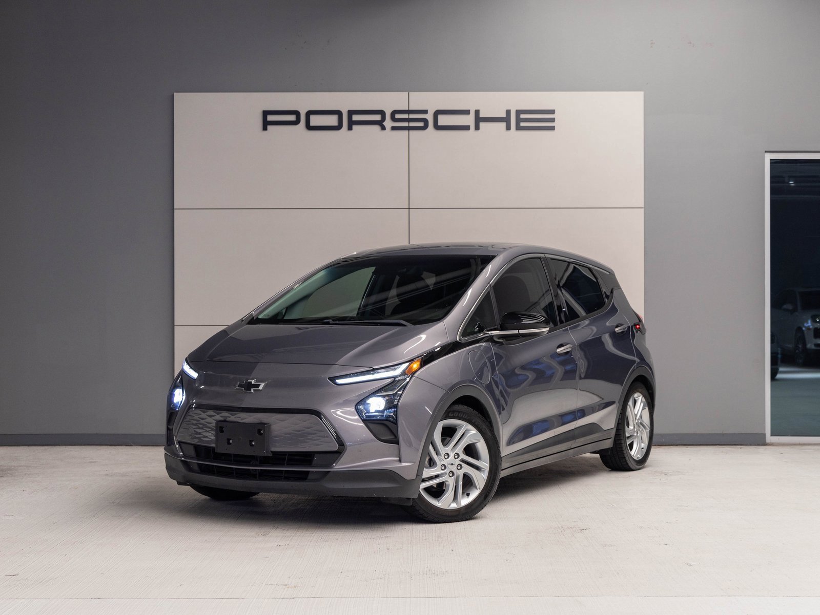 Used 2022 Chevrolet Bolt LT