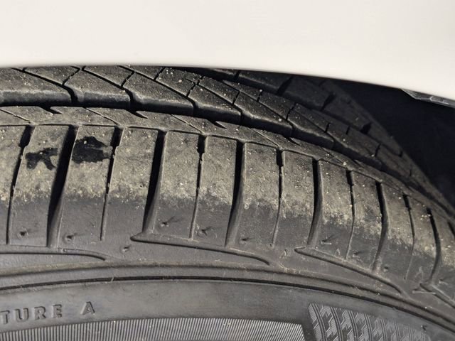 Used 2025 Toyota Camry SE image 9